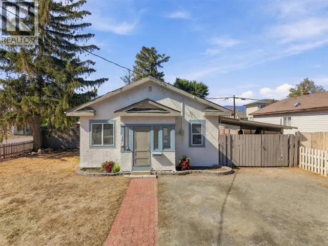 160 PARK Street, Kamloops, British Columbia V2B4A5