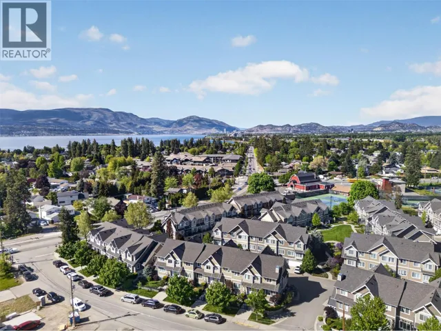 600 Sherwood Road Unit# 4, Kelowna, British Columbia V1W5K1
