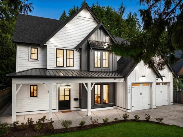 13026 16 AVENUE, Surrey, British Columbia V4A1N9