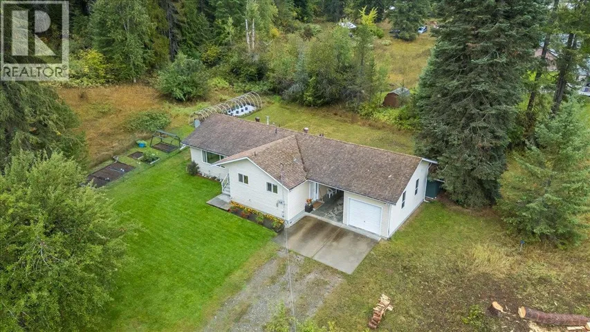 1764 Green Road, Fruitvale, British Columbia V0G1L1