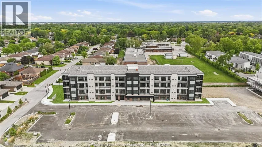 595 LILY MAC BOULEVARD Unit# 211, Windsor, Ontario N6E3N7