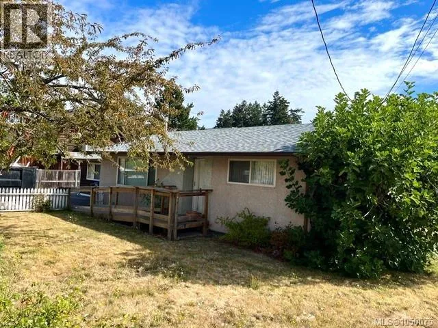 160 Moilliet St S, Parksville, British Columbia V9P1K8