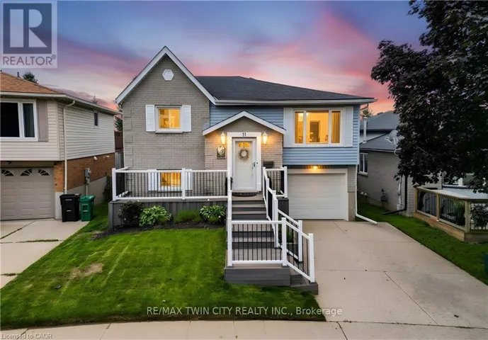 11 WOODBOROUGH PLACE, Cambridge, Ontario N1R7W8