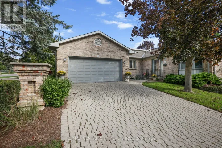 38 - 14 DOON DRIVE, London North (North G), Ontario N5X3P1