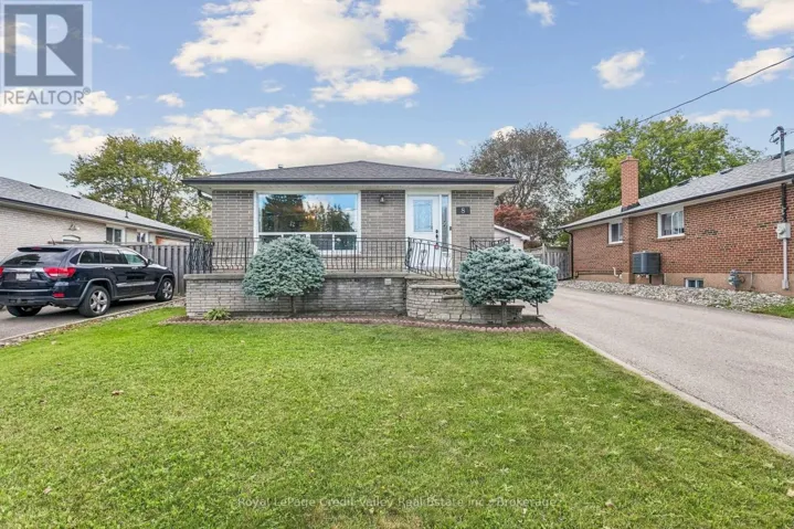 8 MILNER ROAD, Brampton (Brampton East), Ontario L6W3A5