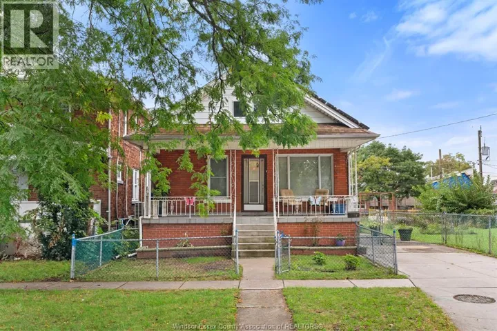 539 BROCK STREET, Windsor, Ontario N9C2T1