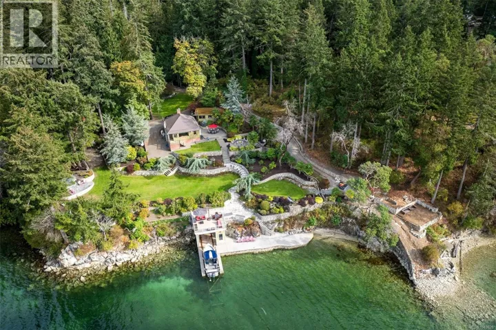 8530 & 8520 West Saanich Rd, North Saanich, British Columbia V8L5W1