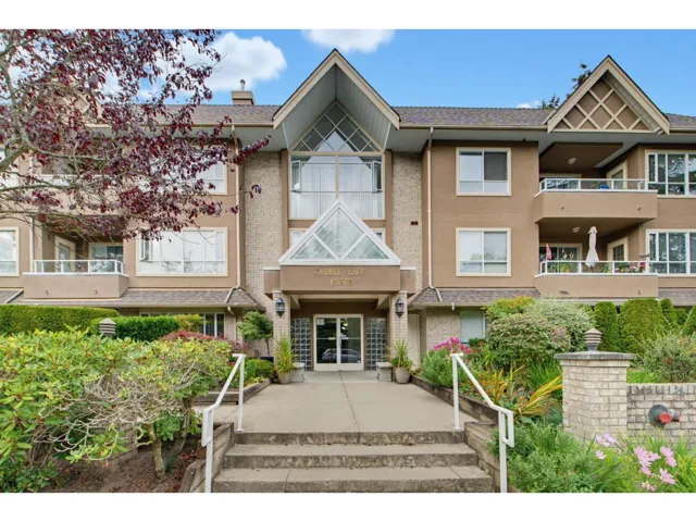 203 15375 17 AVENUE, Surrey, British Columbia V4A1T8