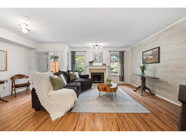 126 9045 WALNUT GROVE DRIVE, Langley, British Columbia V1M2E1