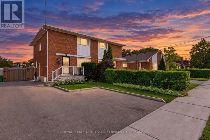 1192 FLAGSHIP DRIVE, Mississauga (Applewood), Ontario L4Y2K1