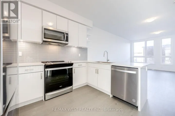 122 GREEN GARDENS BOULEVARD, Toronto (Englemount-Lawrence), Ontario M6A0E5