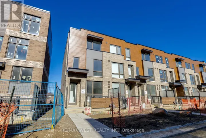 122 GREEN GARDENS BOULEVARD, Toronto (Englemount-Lawrence), Ontario M6A0E5