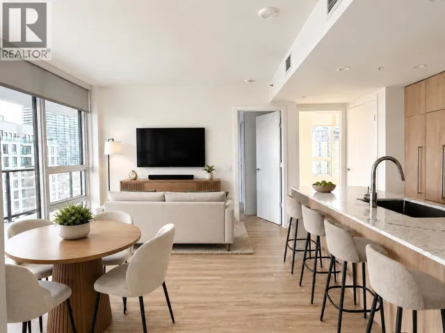 2008 2135 SPRINGER AVENUE, Burnaby, British Columbia V5B0C1