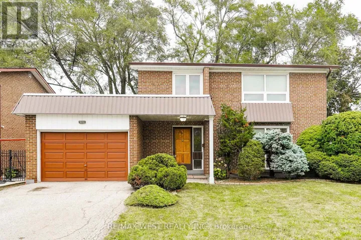 16 OPAL COURT, Toronto (Mount Olive-Silverstone-Jamestown), Ontario M9V3N3