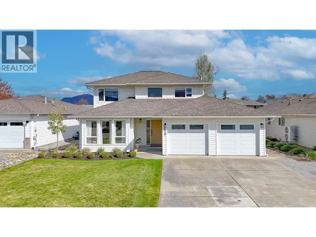 1028 Cushing Court, Kelowna, British Columbia V1Y8W7