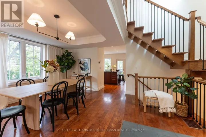 77 OAK PARK AVENUE, Toronto (Woodbine-Lumsden), Ontario M4C4M4