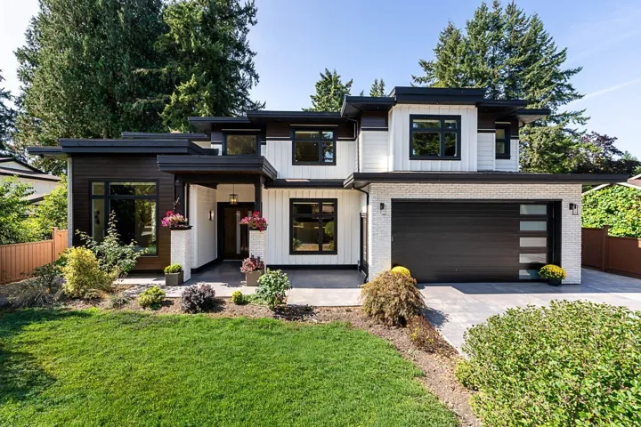 4113 207 STREET, Langley, British Columbia V3A2E2