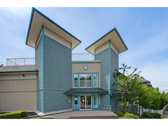 102 33960 OLD YALE ROAD, Abbotsford, British Columbia V2S2J9