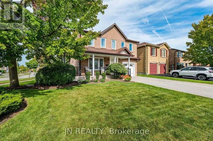2 NIMROD CRESCENT, Brampton (Westgate), Ontario L6S4T8