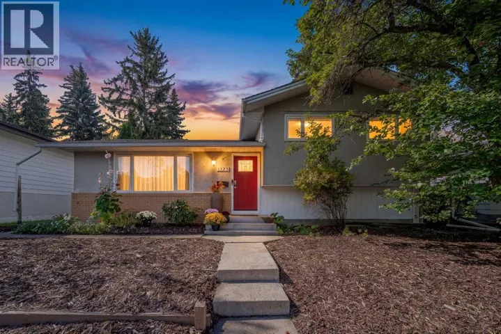 1323 University Drive NW, Calgary, Alberta T2N3Y8