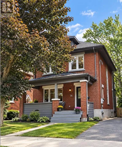 26 MELGUND AVENUE, Ottawa, Ontario K1S2S2