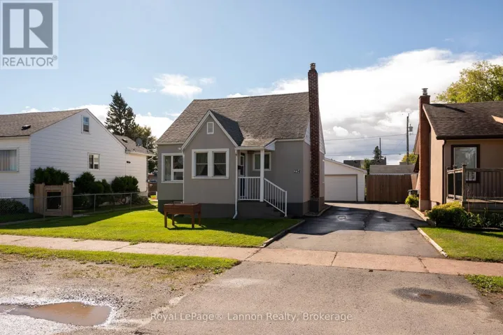 234 CHRISTINA STREET E, Thunder Bay (Westfort), Ontario P7E4N7