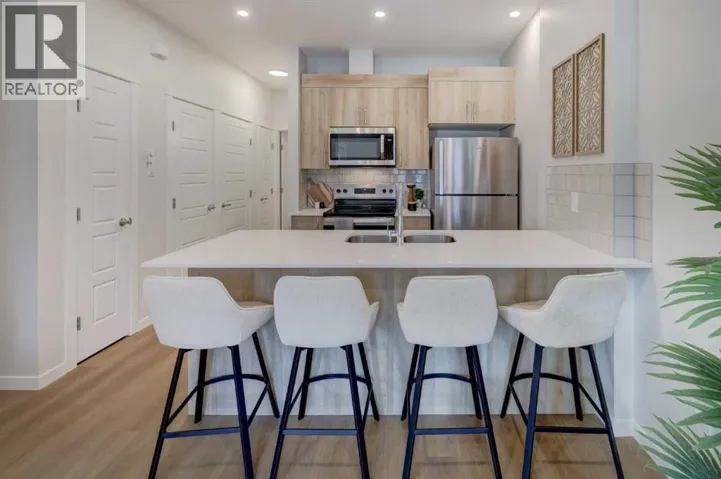 113, 155 Crimson Ridge Place NW, Calgary, Alberta T3L2M4