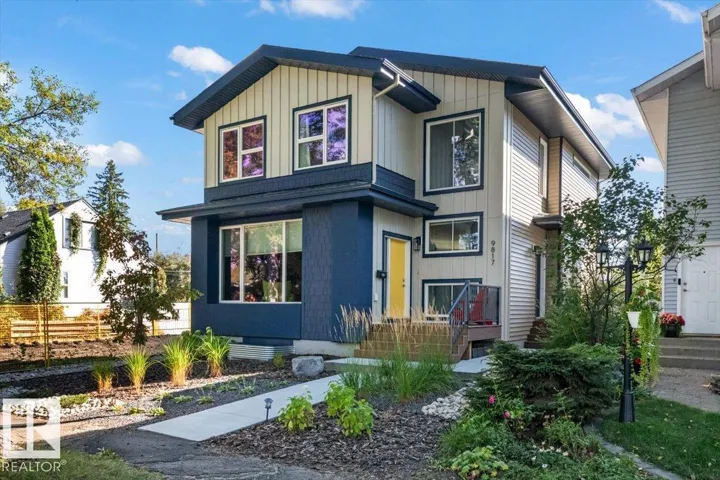 9817 77 AV NW, Edmonton, Alberta T6E1M3