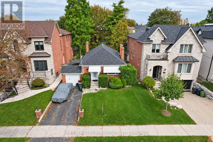 78 BANNOCKBURN AVENUE, Toronto (Bedford Park-Nortown), Ontario M5M2N1