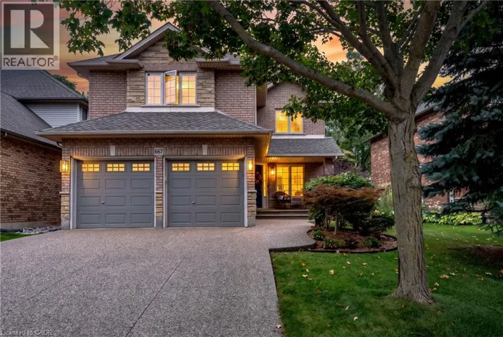 667 SANDCHERRY Drive, Burlington, Ontario L7T4L4