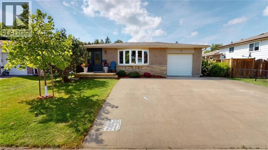 18 LARKSPUR Lane, Paris, Ontario N3L3P1
