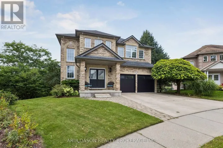 827 GREY ALDER COURT, Waterloo, Ontario N2V2P2