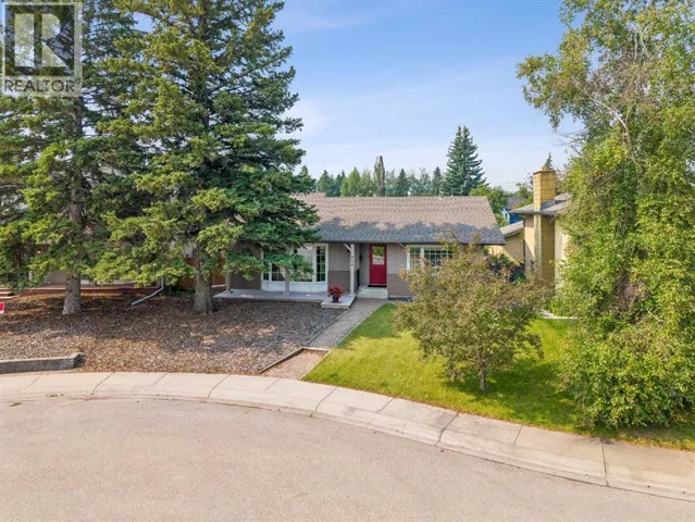 856 Lake Twintree Crescent SE, Calgary, Alberta T2J2W3