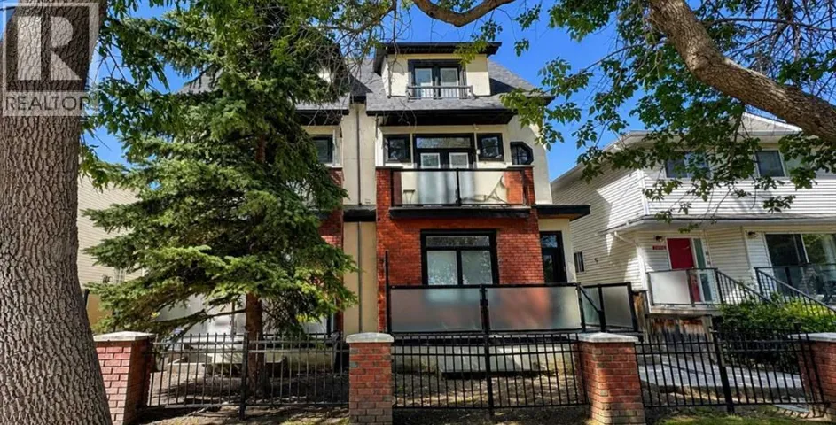 3, 2118 35 Avenue SW, Calgary, Alberta T2T2E3