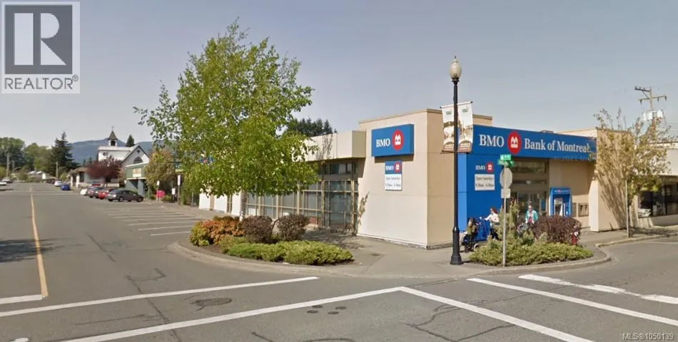 585 England Ave, Courtenay, British Columbia V9N2N2