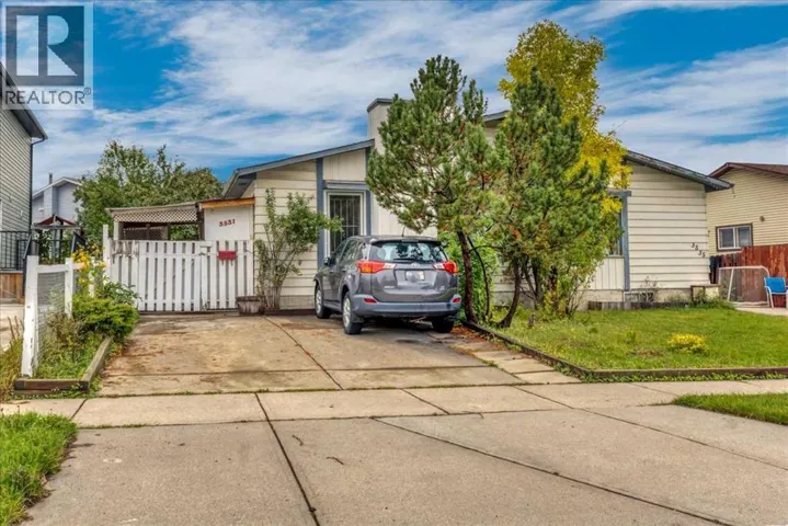 3531 42 Street NE, Calgary, Alberta T1Y4S5