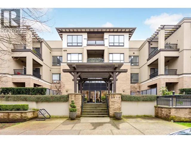 104 2478 WELCHER AVENUE, Port Coquitlam, British Columbia V3C0A6