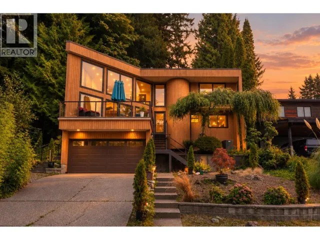 159 ROE DRIVE, Port Moody, British Columbia V3H3M9