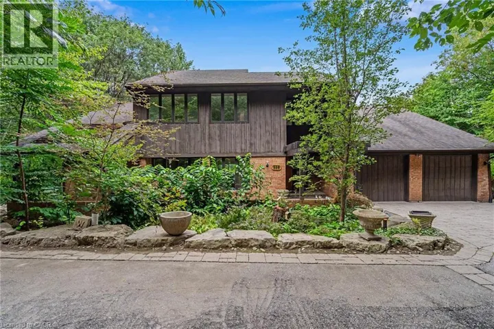 539 ONTARIO Street, Ancaster, Ontario L9G3E1