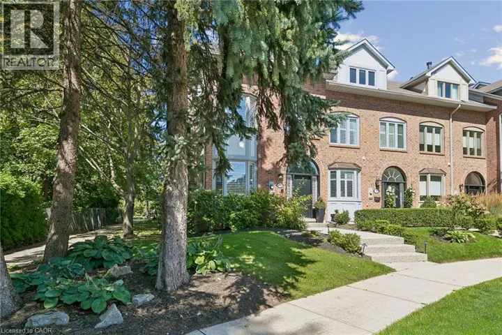 73 WINDHAVEN Place, Oakville, Ontario L6L6L1