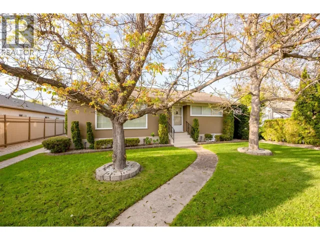 1040 Laurier Avenue, Kelowna, British Columbia V1Y6B1