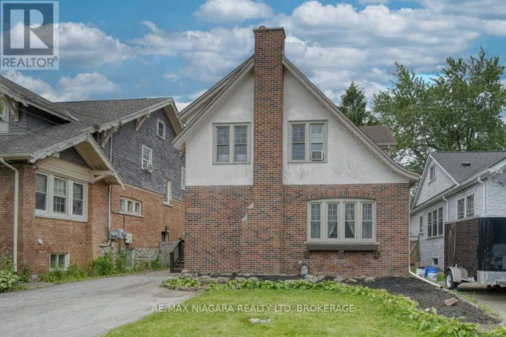 4864 SIMCOE STREET, Niagara Falls (Downtown), Ontario L2E1V9