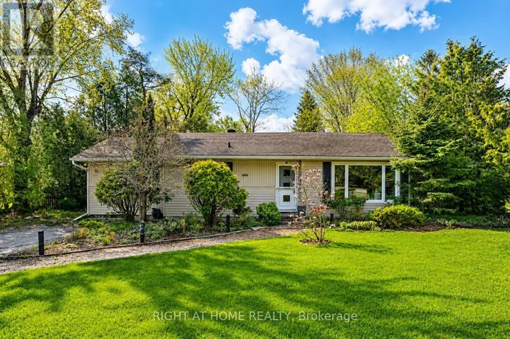 15 WATTIE ROAD, Springwater (Midhurst), Ontario L9X0P8