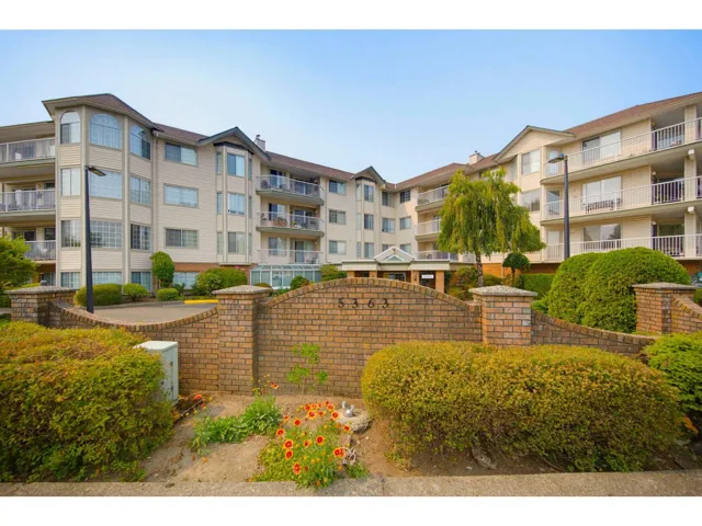 210 5363 206 STREET, Langley, British Columbia V3A2C5