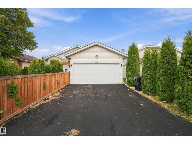 4824 13 AV NW, Edmonton, Alberta T6L6J9