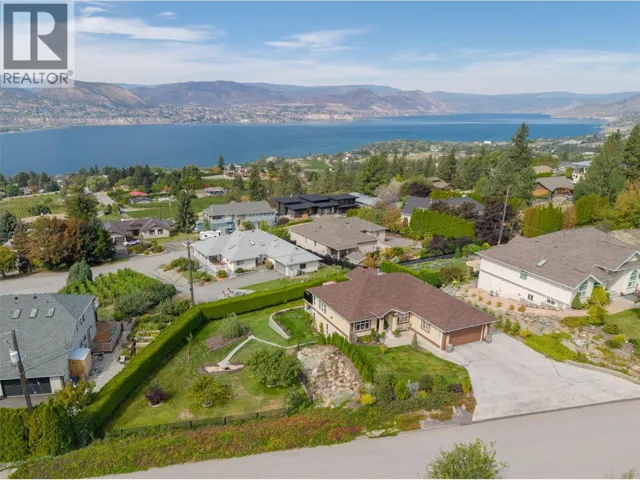 2705 Winifred Road, Naramata, British Columbia V0H1N1