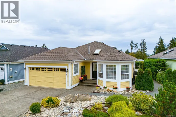 659 Windward Way, Qualicum Beach, British Columbia V9K2K4