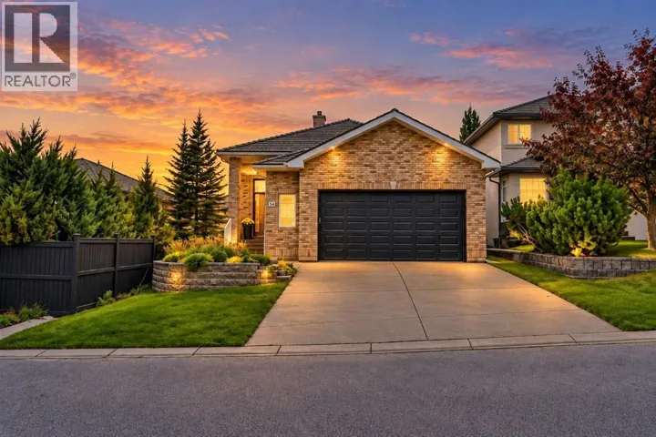 54 ROYAL CREST Way, Calgary, Alberta T3G4M7