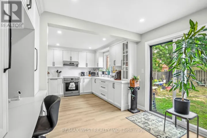 34 SWEET OAK COURT, Brampton (Fletcher's Creek South), Ontario L6Y3S5