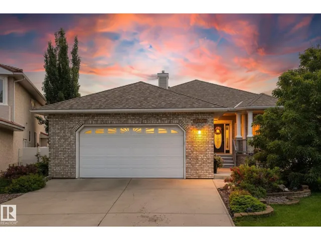 8704 165 AV NW, Edmonton, Alberta T5Z2W9